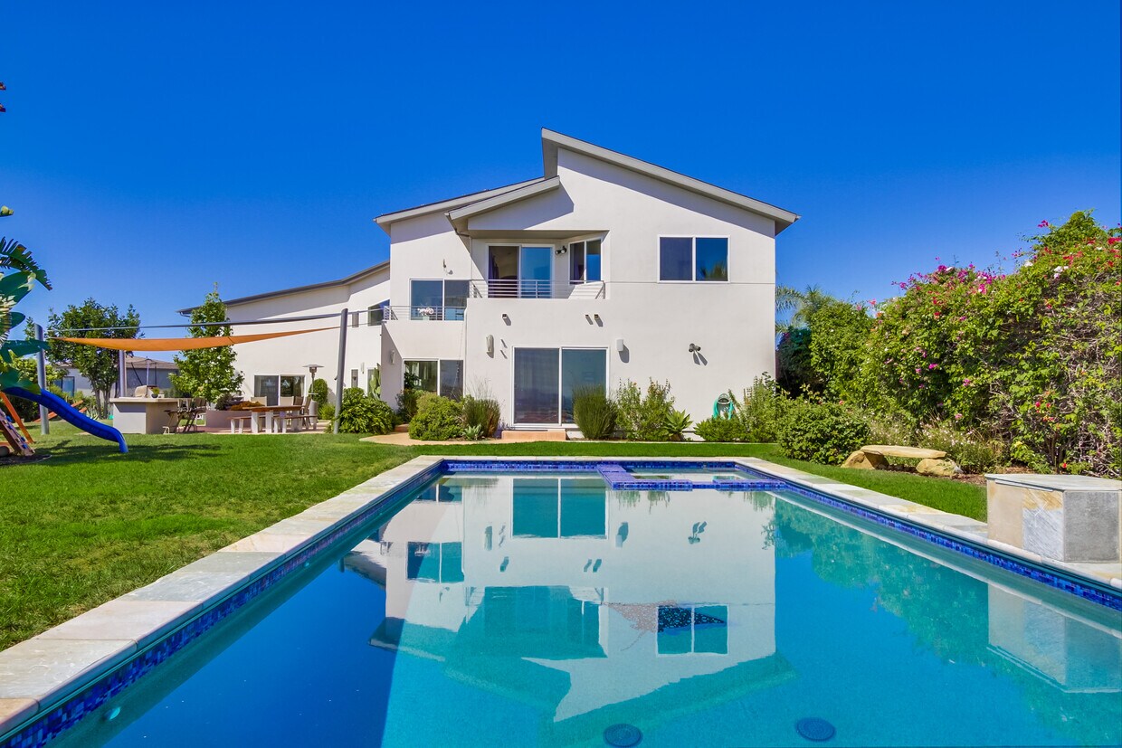 5405 Pacifica Dr, San Diego, CA 92037 House Rental in San Diego, CA