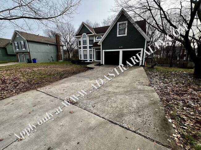 Foto del edificio - Beautiful Updated 4 Bedroom 2.5 Bath Home ...
