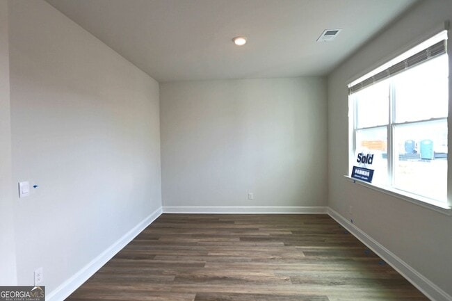 Foto del edificio - 121 Buckeye Rd