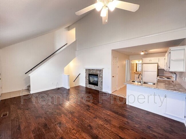 Building Photo - 8636 NW Waukomis Dr