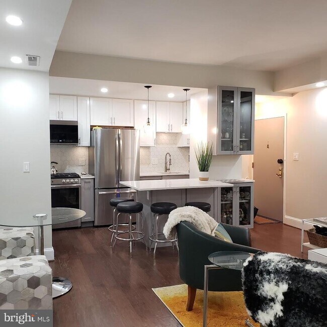 Foto del edificio - 2127 California St NW