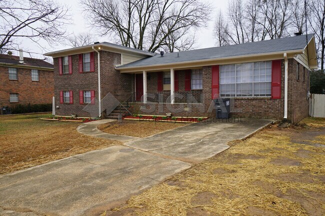 Building Photo - 681 Wright Ave