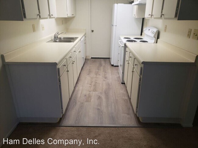 Building Photo - 2 br, 1.5 bath House - 4191 Sonoma Highway