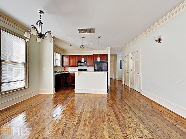 Foto del edificio - 61 Howell St NE