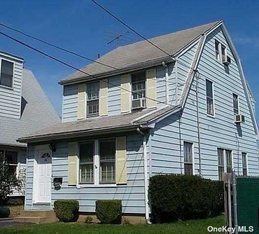 Primary Photo - 11 William St