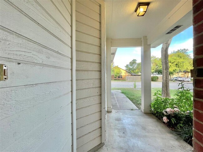 Building Photo - 20908 Derby Day Ave
