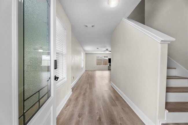 Foto del edificio - 9039 Farm Ridge Ln