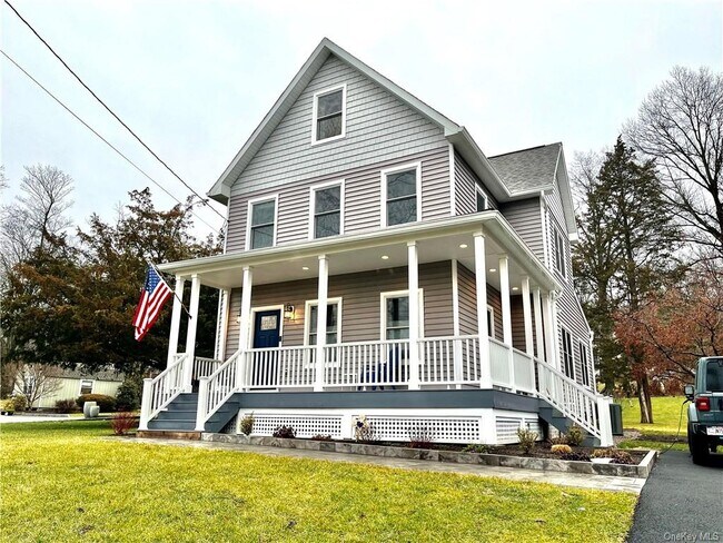 Building Photo - 108 N Greenbush Rd