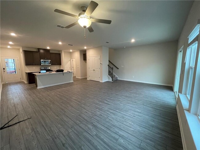 Foto del edificio - 1412 Villageside Ct