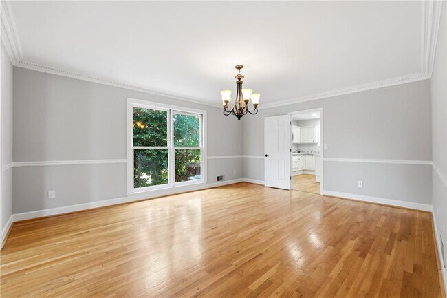 Foto del edificio - 220 Clipper Bay Dr