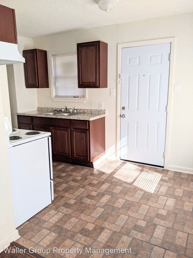 Building Photo - 1 br, 1 bath House - 6365 Hollis Ave