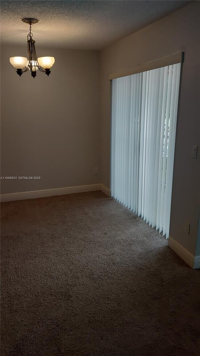 Foto del edificio - 1225 SW 46th Ave