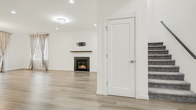 Foto del edificio - 33107 Evergreen Ave SE