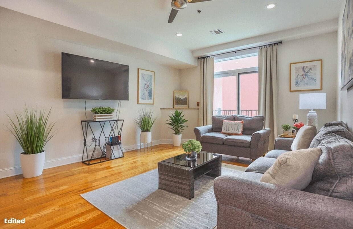 Foto principal - 309 Grand St