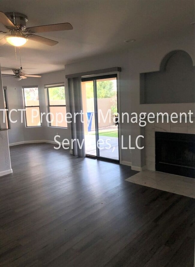 Building Photo - Beautiful Remodeled 4 Bedroom Home in Chan...