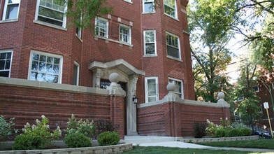 Building Photo - 2825 W Logan Blvd