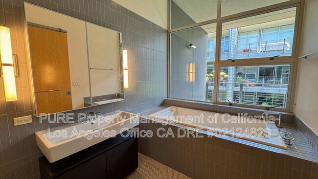 Foto del edificio - 4080 Glencoe Ave