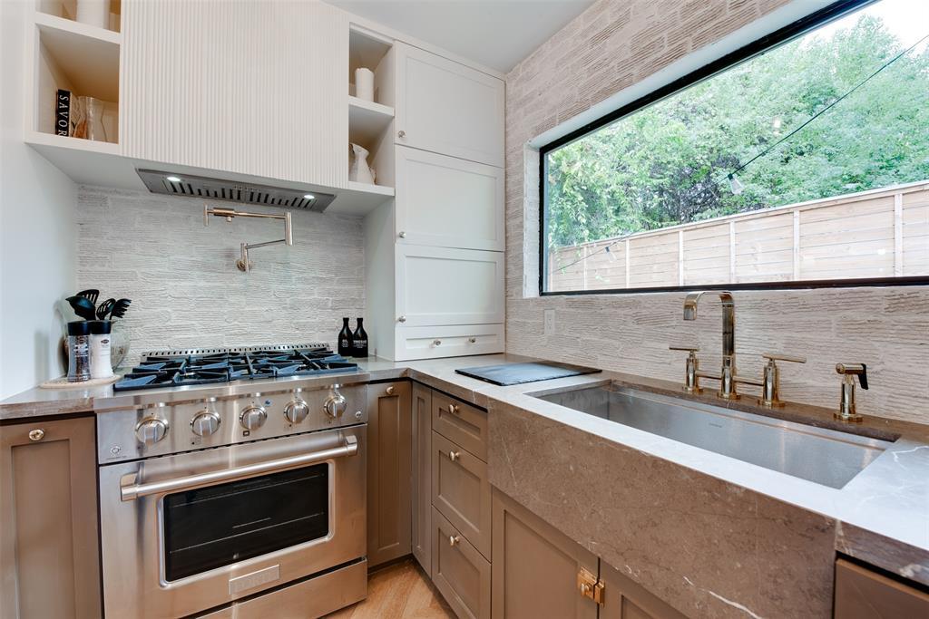 Foto principal - 1505 W 14th St