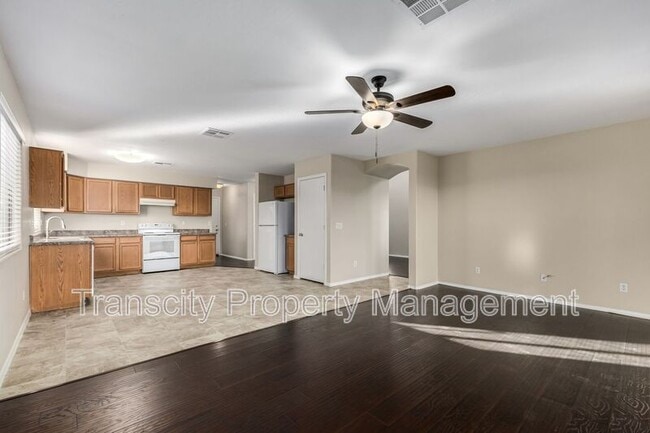 Foto del edificio - 41207 N Cambria Dr