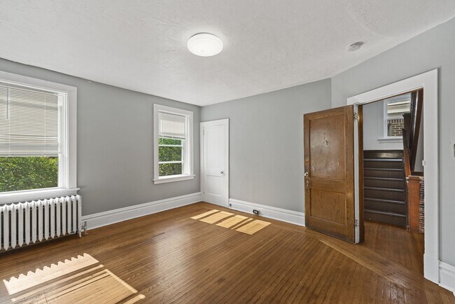 Foto del edificio - 112 Stratford Ave