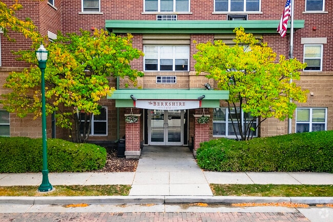 main entry - The Berkshire Senior Living