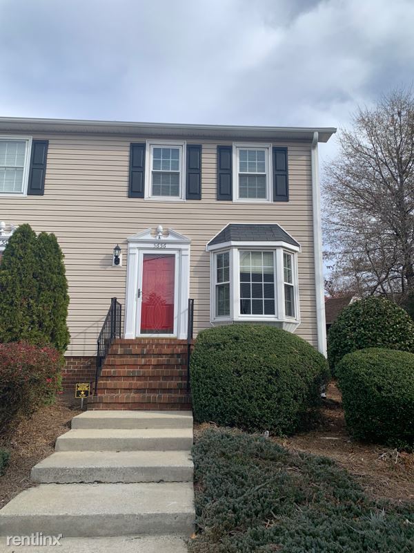 Primary Photo - 2 br, 2.5 bath Townhome - 5656 W Market St