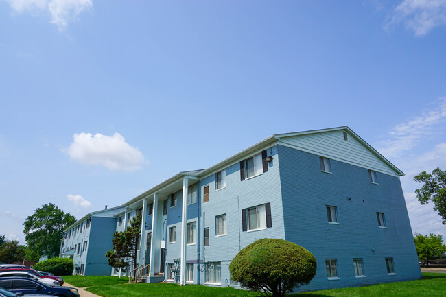 Building Photo - Gale Gardens