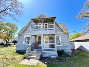 Building Photo - 2550 Crozier Ave