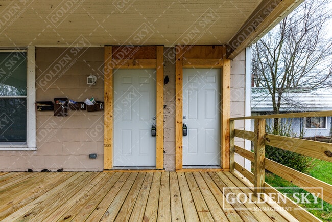 Building Photo - 219 E Willard St