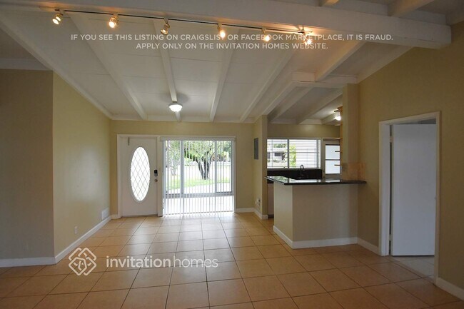 Foto del edificio - 2548 Gulfstream Ln