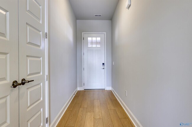 Foto del edificio - 110 Clift Crk Dr