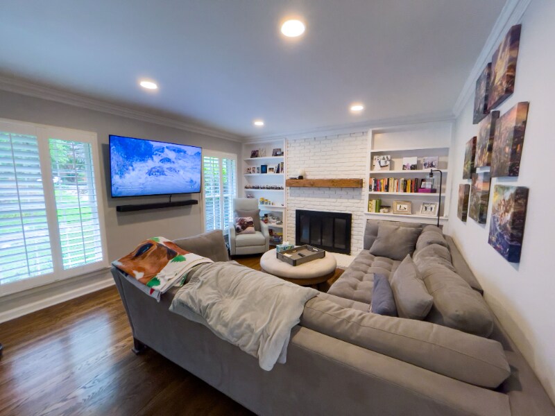 Foto principal - 807 Cardova Dr NE