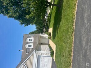 Building Photo - 2419 Sheehan Dr