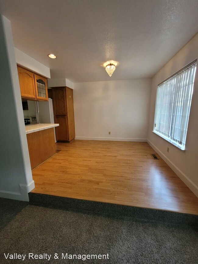 Foto del edificio - 2 br, 3 bath House - 612 Stafford Way