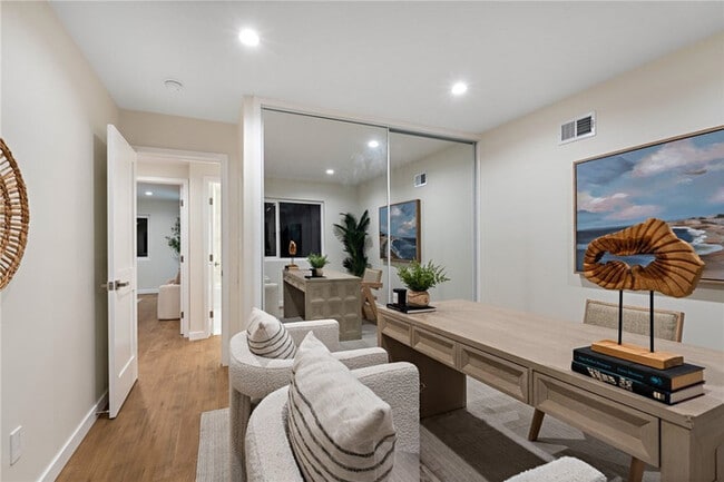 Building Photo - Fully Remodeled 3BR / 2BA Home with Modern Finishes & Spacious Yard