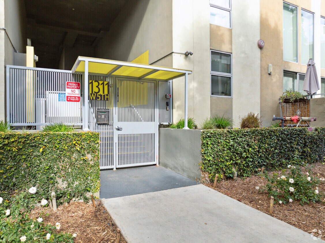 Bixel at Fifth - 1311 W 5th St Los Angeles, CA 90017 | Apartments.com