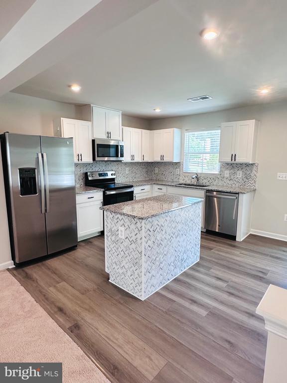 Foto del edificio - 303 Bait Rd