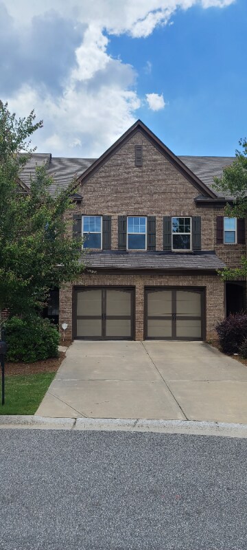 Primary Photo - 5870 Shiloh Woods Dr