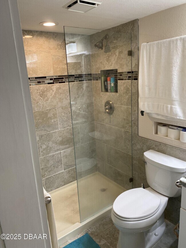 Foto del edificio - 1571 S Atlantic Ave