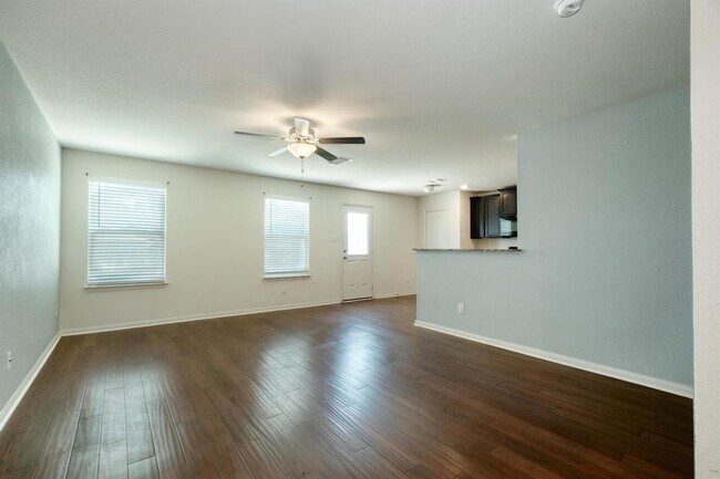 Building Photo - 5033 Cressler Ln