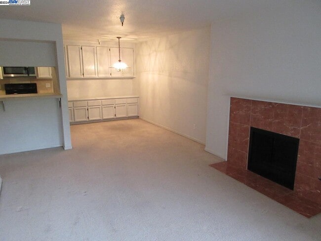 Building Photo - 1400 Carpentier St