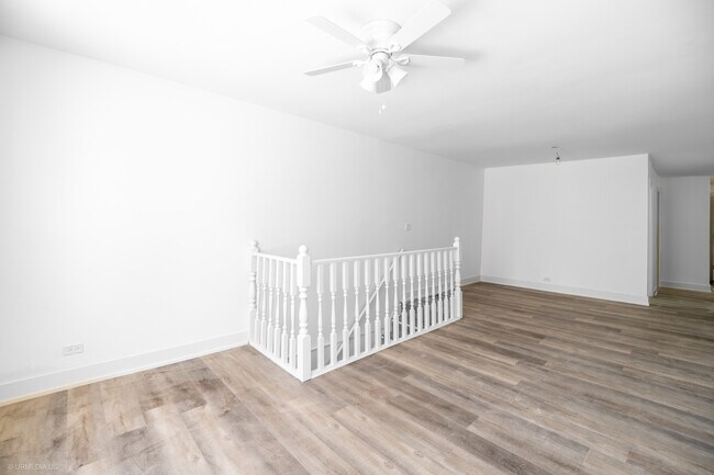 Foto del edificio - 2654 N Lincoln Ave