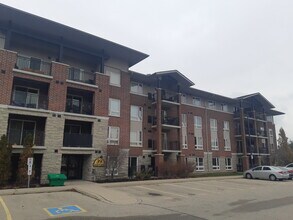 Building Photo - 39 Goodwin Dr