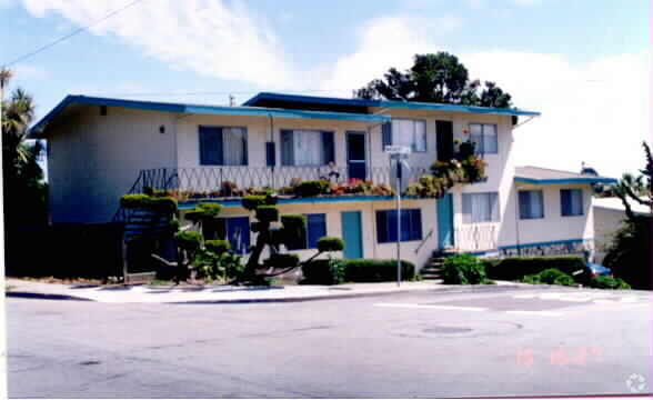 Building Photo - 1728 Maubert Ct