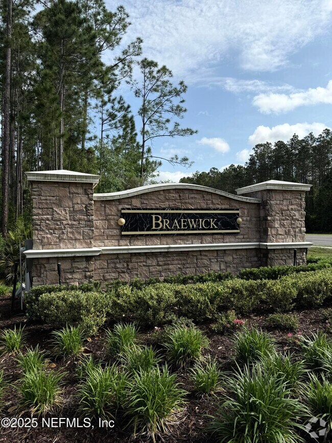 Building Photo - 182 Scotch Pebble Dr