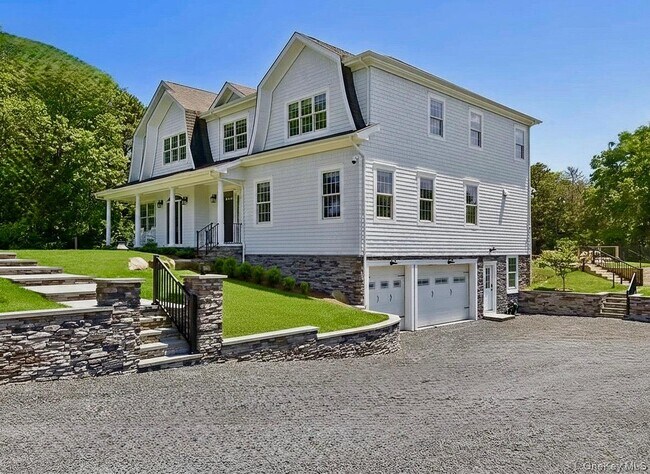 Foto del edificio - 490 Montauk Hwy