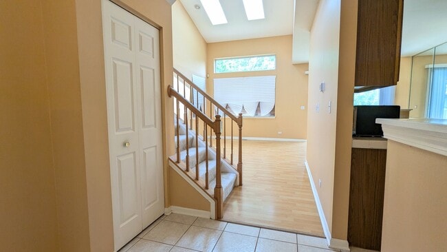 Building Photo - 243 Camel Bend Ct