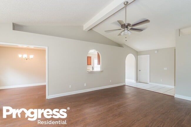 Building Photo - 12331 Stockbridge Ct N