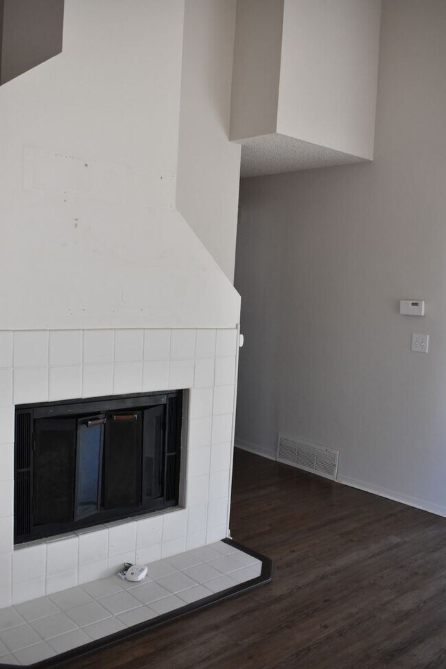 Foto del edificio - 2 br, 2 bath House - 1048 Townley Circle