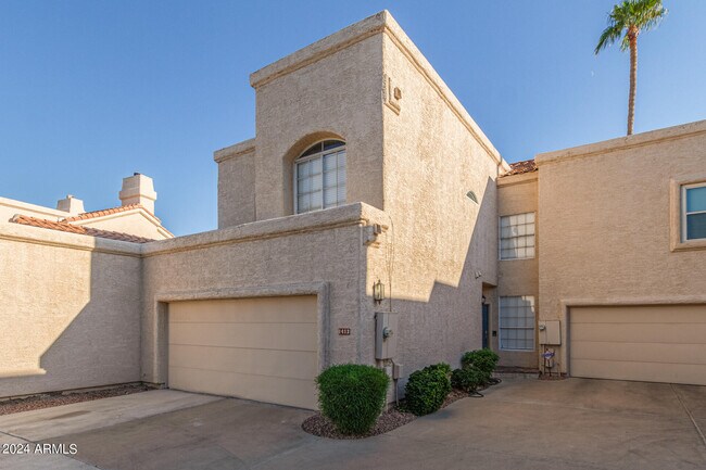 Foto del edificio - 1413 W Coral Reef Dr
